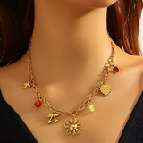 Isla Flower Necklace – Gold