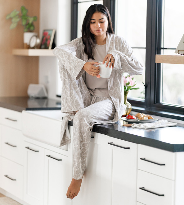 front view of model wearing coastal gray dolman