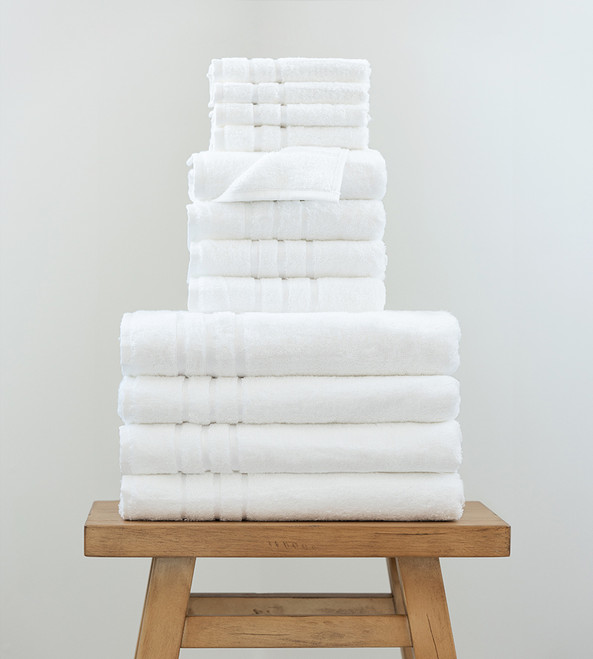 4 towel sets with 4 towels, 4 hand towels and 4 washcloths