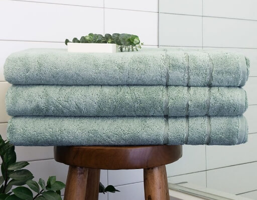 stack of bath towels