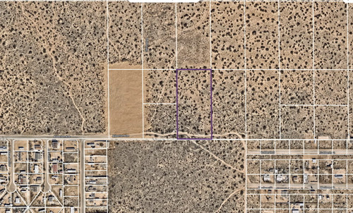 78 TSP 3 SEC 39 T & P ABST 2073 W 1/2 OF SE 1/4 OF SW 1/4 OF SE 1/4 (5.00 AC) 78 TSP 3 SEC 39 T & P ABST 2073 W 1/2 OF SE 1/4 OF SW 1/4 OF SE 1/4 (5.00 AC)