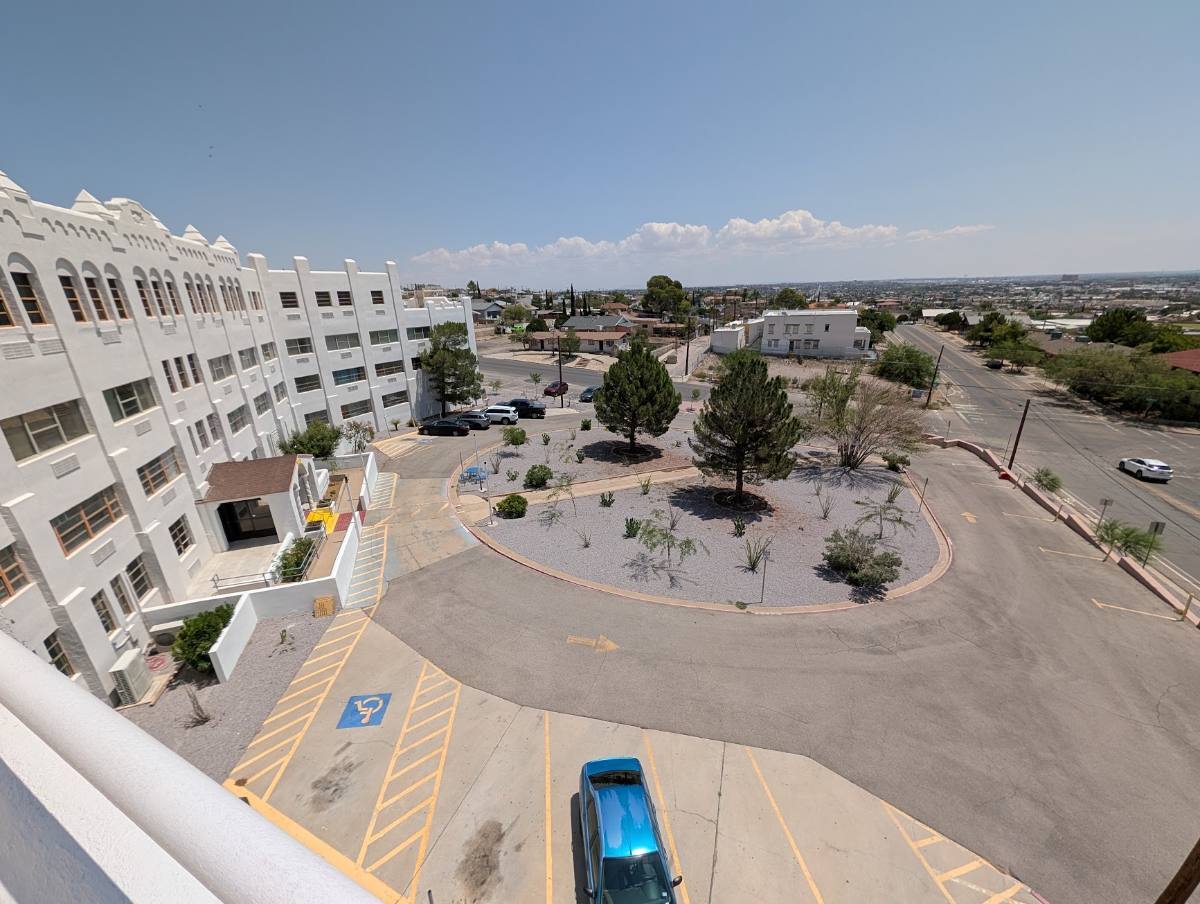 Highland Workspaces building and parking