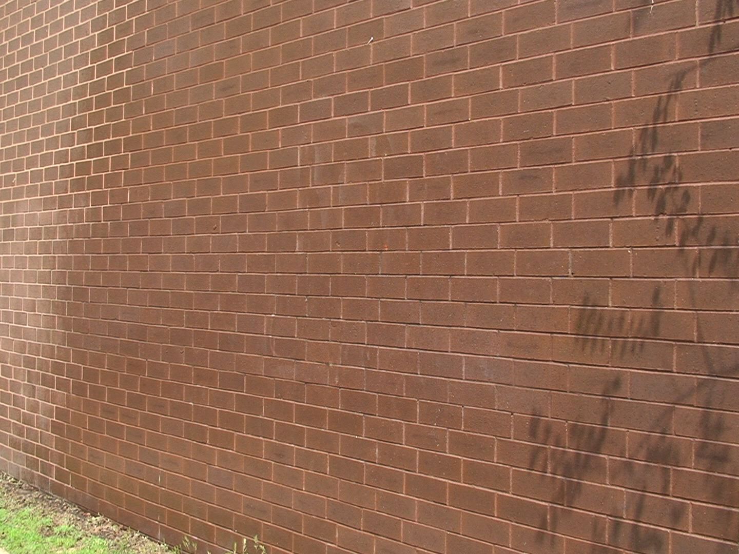 Demos: Elephant Snot graffiti remover | Graffiti Solutions