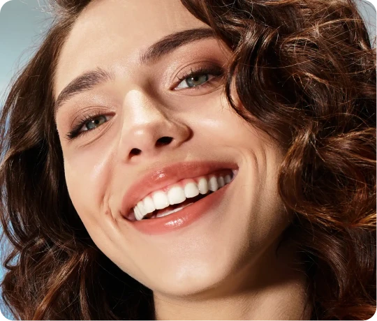 Ultra-White Teeth Whitening