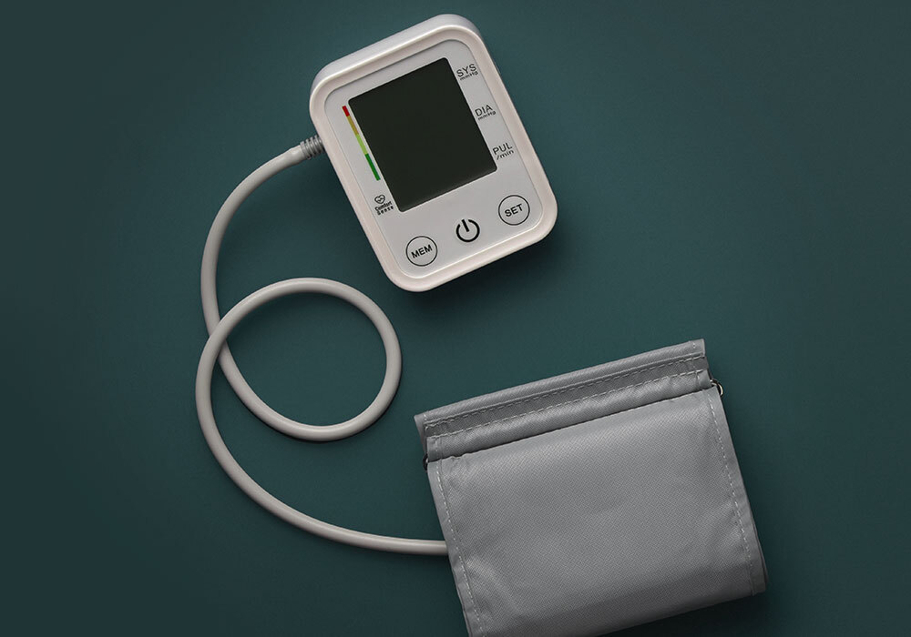 Toma de tensión en Farmacia Ana Iraizoz en Gorráiz, Navarra