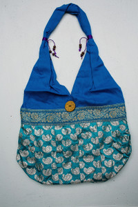 Najdi Purse in Teal Paisley