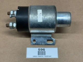 Delco Starter Solenoid for Allis-Chalmers D17 180 185 190 190XT 200 7000 7020, display view of the used starter solenoid assembly.