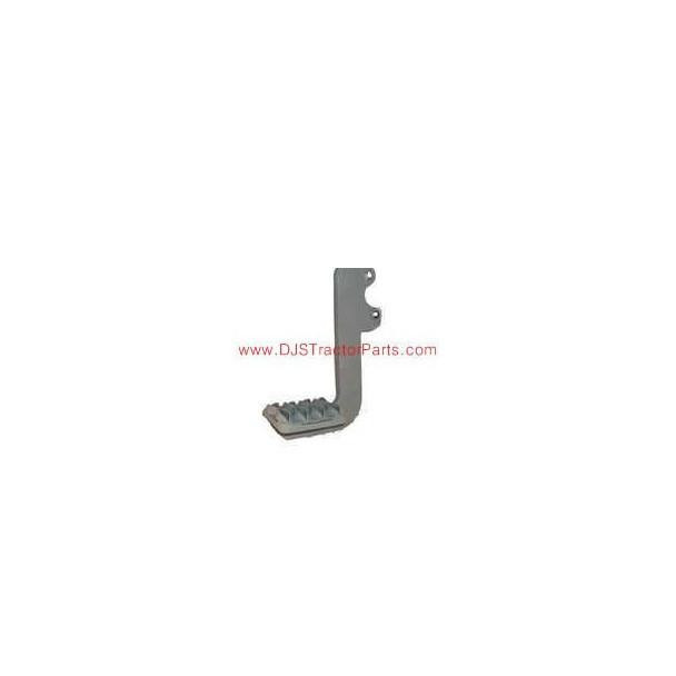 Allis-Chalmers G Step, metallic tractor step with foot grip and mounting hole