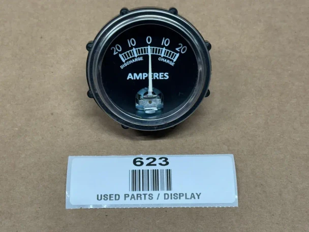 Universal Ammeter Gauge (20-0-20), display of black meter with white markings and needle indicating current in amperes.