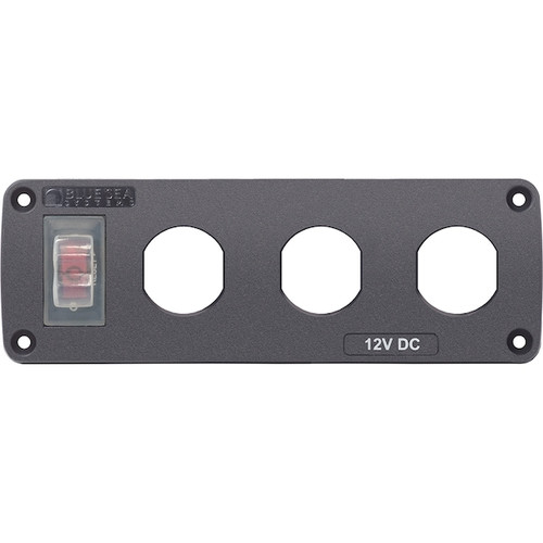 BLUE SEA SYSTEMS 4367 Water Resistant USB Accessory Panel - 15A Circuit Breake Model 4367