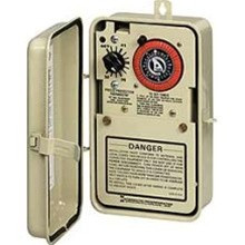 Freeze Protection Control Timer w/Thermostat in Rainproof Enclosure, 240V Installation