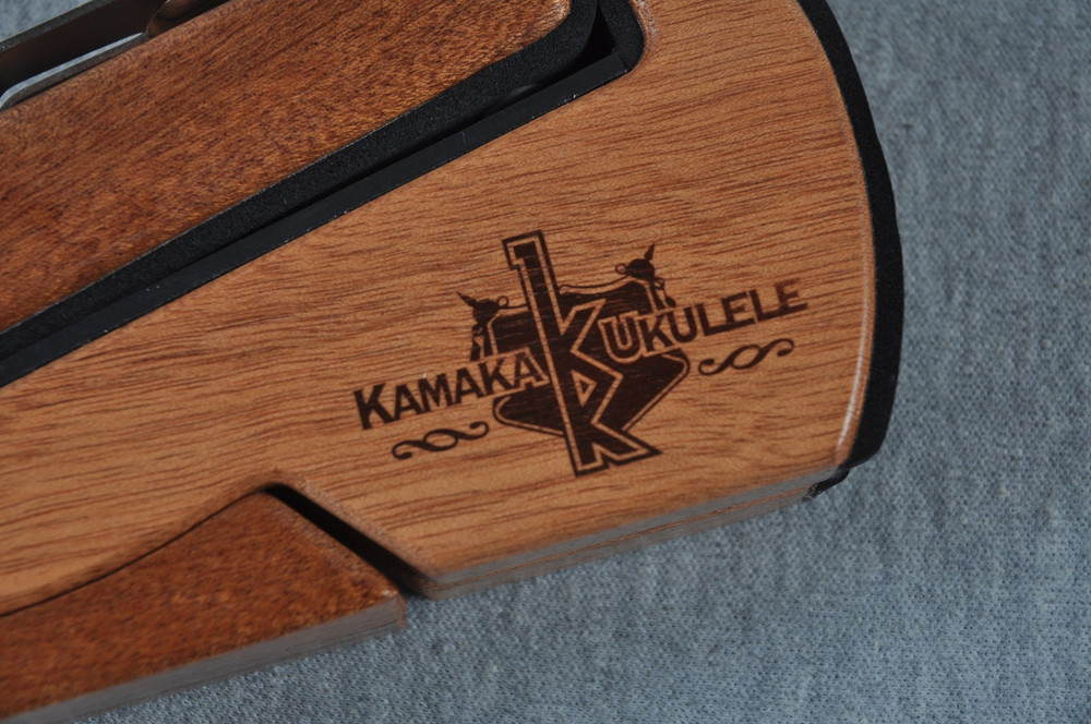 Kamaka Ukulele Stand Fits Soprano, Concert, Tenor, Baritone Uke