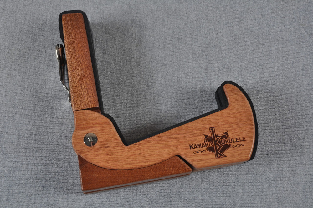 Kamaka Ukulele Stand Fits Soprano, Concert, Tenor, Baritone Uke