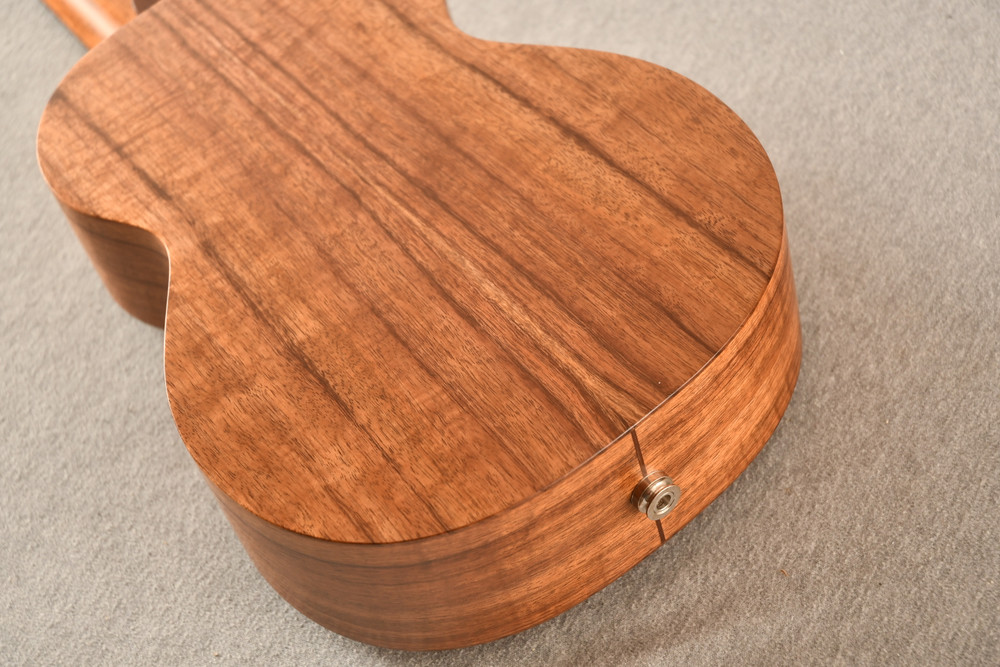 Kamaka Electric Ukulele Tenor Long Neck HF3L Hawaii 231003