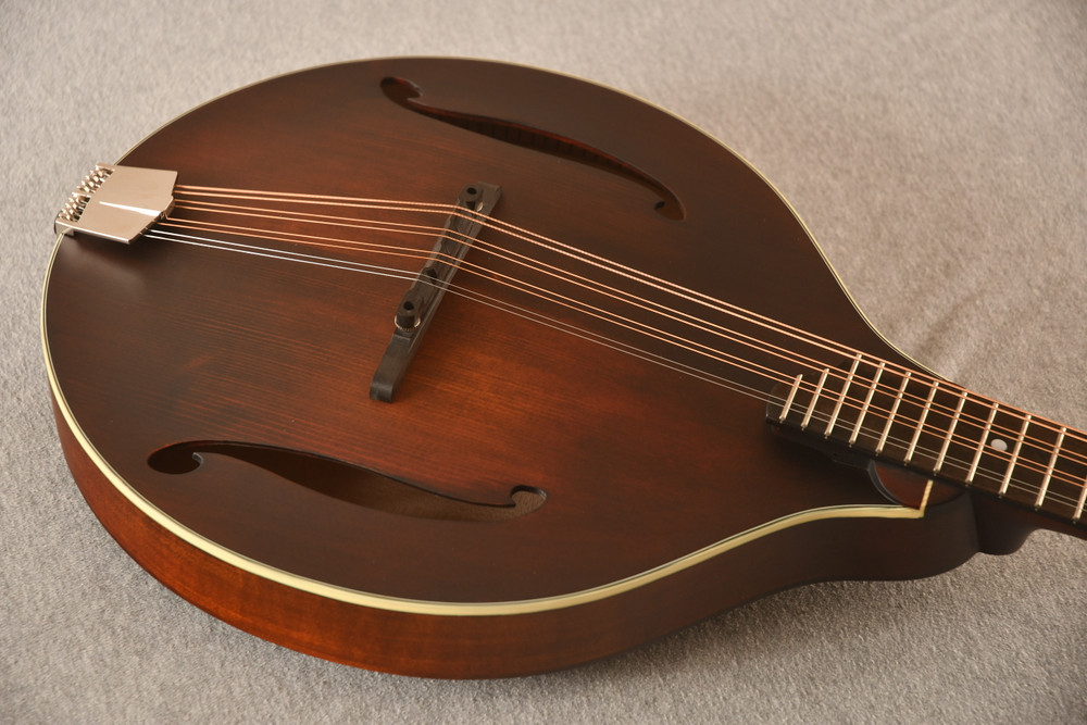 Eastman MDO305 Octave Mandolin A Style Solid Spruce Top