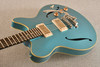 Eastman Romeo LA Hollowbody Archtop Electric Guitar – Blue, Seymour Duncan P-90 - View 6