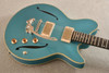 Eastman Romeo LA Hollowbody Archtop Electric Guitar – Blue, Seymour Duncan P-90 - View 7