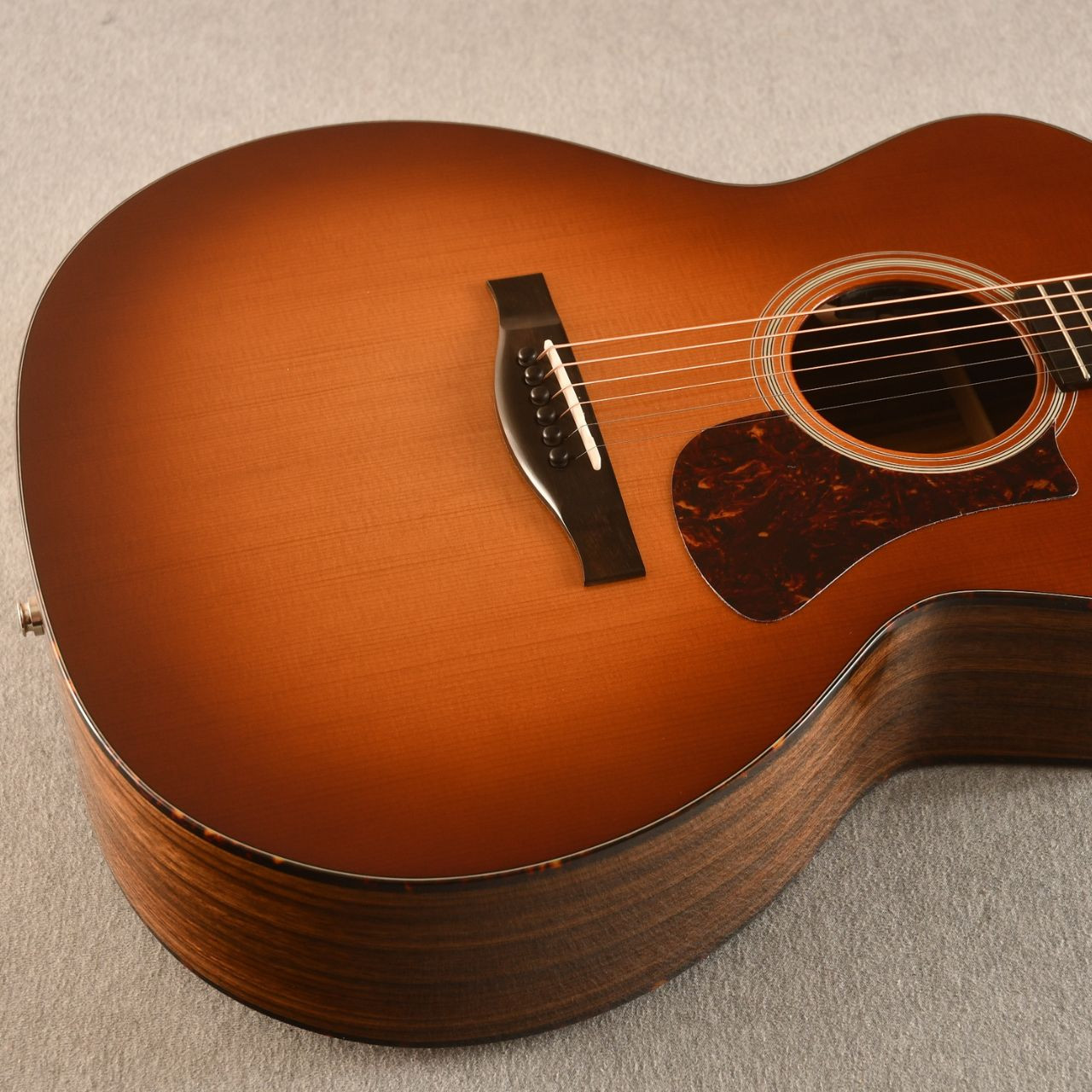 eastman-ac222ce-gb-dlx-