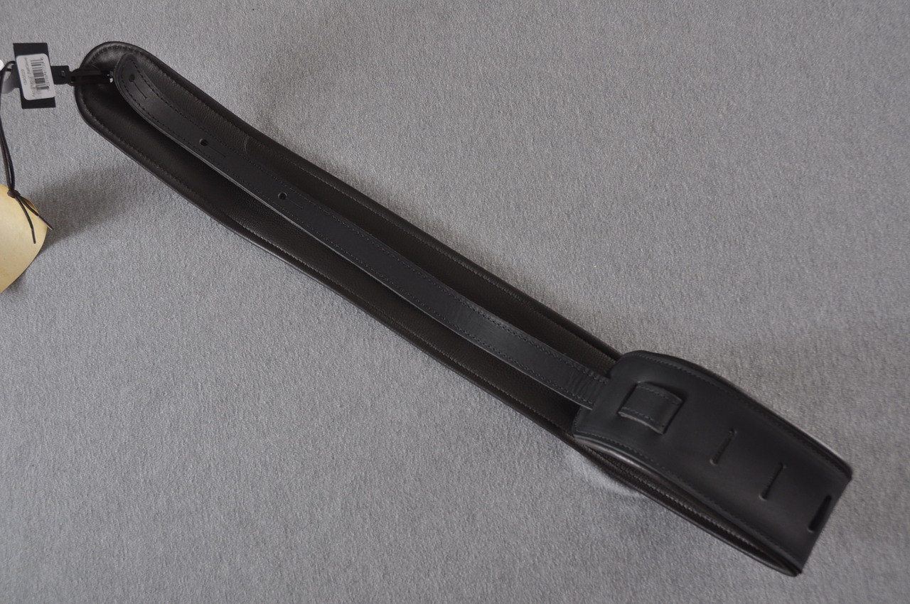 マーティン ストラップ　18A0029 Custom Leather Guitar Strap - Deluxe Black - Martin 18A0029