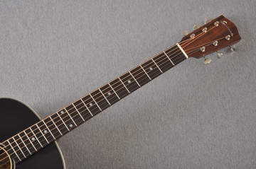 Eastman E20OOSS Slope Shoulder Sunburst Acoustic Guitar Adi Top - View 7