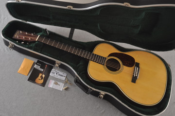Martin 000-28 Acoustic Guitar #2502891 - Case