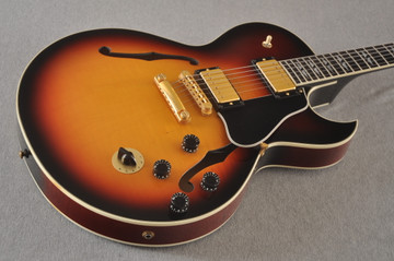 2002 Gibson ES-137 Custom #02912730