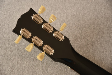 2008 Gibson Les Paul Studio - Fireburst #033080689