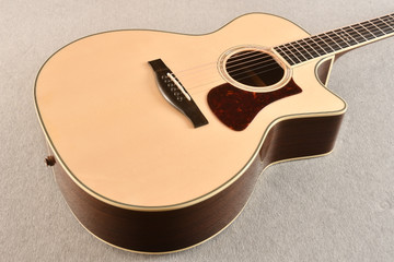 Eastman AC422CE Grand Auditorium Cutaway Acoustic Guitar