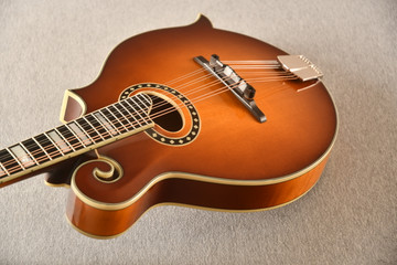 Eastman Mandolin MD614-GB Oval Sound Hole With K&K Pickup - View 6