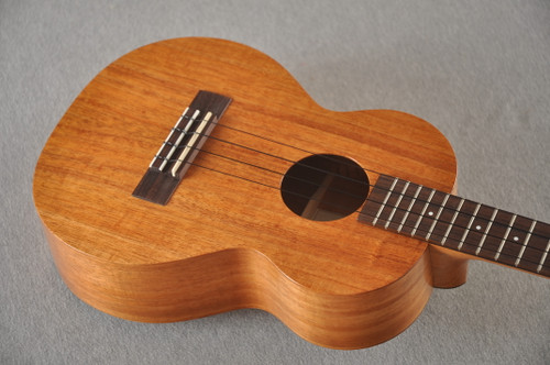Kamaka Tenor Ukulele HF-3 - Made in Hawaii - Solid Koa - 221138 - View 4