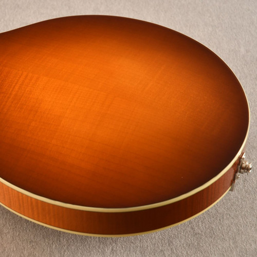 Eastman MDO605 Octave Mandolin Acoustic Electric – Solid Spruce & Maple - View 5