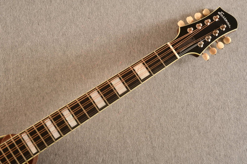 Eastman MDO605 Octave Mandolin Acoustic Electric – Solid Spruce & Maple - View 4