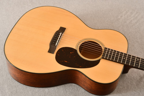 Martin Custom Shop 000 18 GE Style Golden Era Adirondack #2714342 - Top