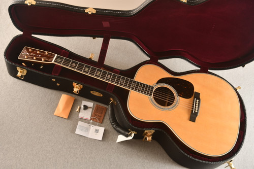 Martin J-40 #2844220 - Case