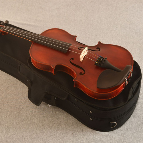Samuel Eastman VL105 Violin Outfit – Stradivari Model Fiddle - View 3