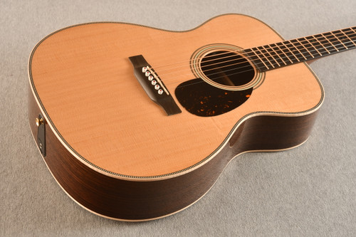 Martin OM-28E Modern Deluxe Fishman Electric Guitar #2861265 - Beauty