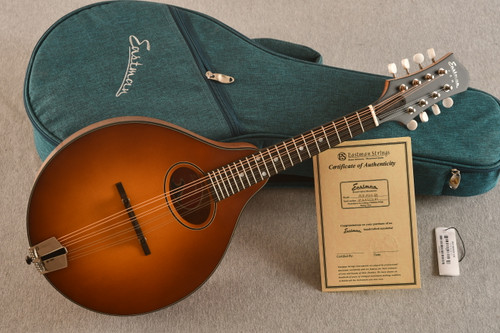 Eastman PCH-M104-GB Mandolin A-Style Oval Hole Flat Back - View 2