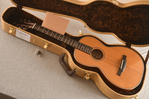 Boucher Guitar HG-44 Parlor 12 Fret AAAA Adi Red Spruce Mahognay - View 2