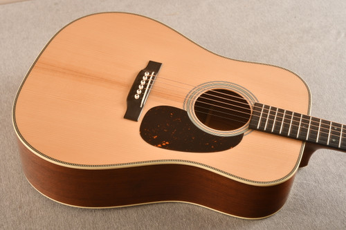 Martin D-28 Authentic 1937 VTS Adirondack Guatemalan Rosewood #2899284 - Top