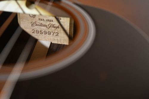 Martin Custom Shop 000 28 Style Adirondack 1935 Sunburst #2959972 - Serial Number