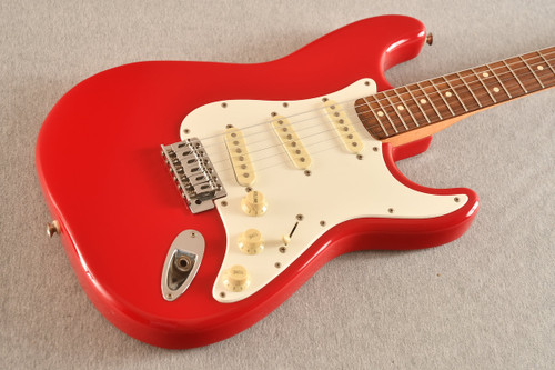 1994 Fender MIM Squier Stratocaster Candy Apple Red Strat w/ HSC #MN429896 - Beauty