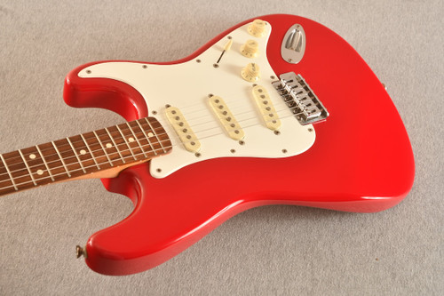 1994 Fender MIM Squier Stratocaster Candy Apple Red Strat w/ HSC #MN429896 - Top Angle