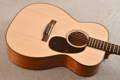 Martin Custom Shop 000 18 Modern Deluxe Style Adirondack #2981122 - Top