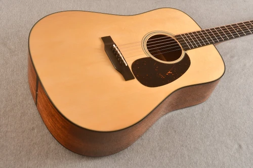 Martin Custom Shop D-18 Adirondack (1 11/16 Nut) #3053211 — Dreadnought - View 4