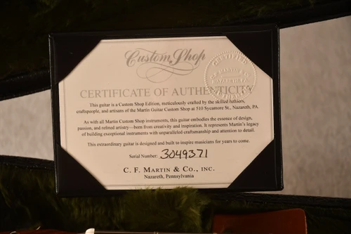 Martin Custom Shop D-18 Adirondack #3049371 — Dreadnought Acoustic Guitar - View 4