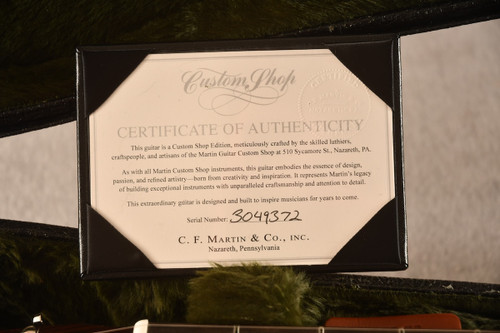 Martin Custom Shop D-18 Adirondack Ambertone #3049372 — Dreadnought Acoustic Guitar - View 3