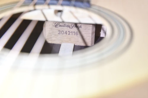 Martin Custom Shop 012-28 Modern Deluxe Adirondack (12-Fret) #3042116 — Acoustic Guitar - View 2