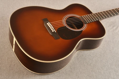 Martin Custom Shop OM-28 (1 11/16 Nut) #3053204 — Ambertone - View 4