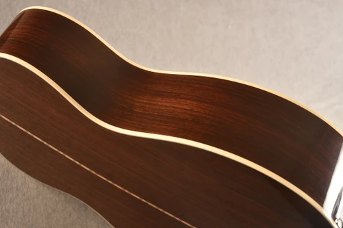 Martin Custom Shop OM-28 Adirondack (1 11/16 Nut) #3053214 — Ambertone - View 5