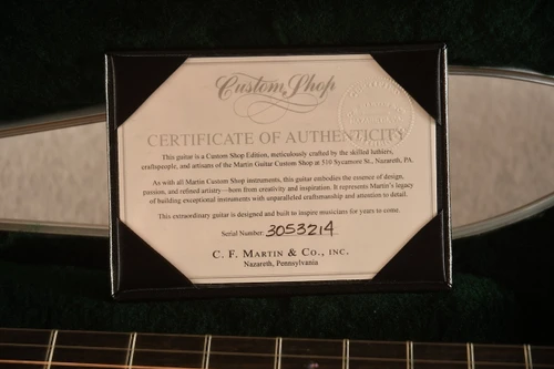 Martin Custom Shop OM-28 Adirondack (1 11/16 Nut) #3053214 — Ambertone - View 3